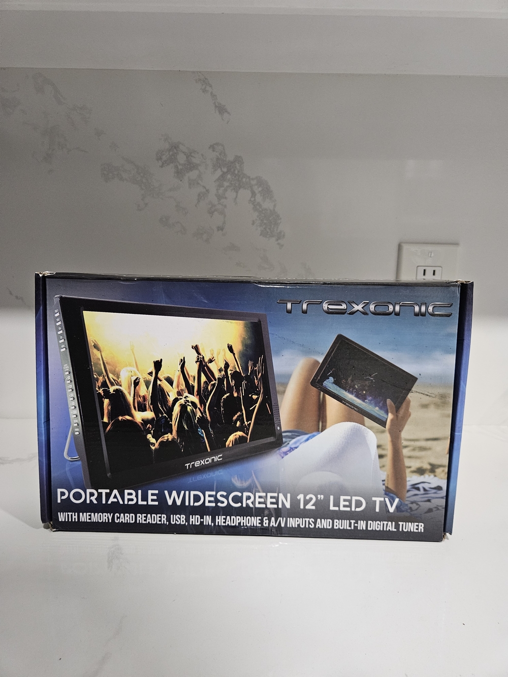 TREXONIC 12 LED Portable TV Monitor TR-D12 HDMI USB Digital Tuner Used